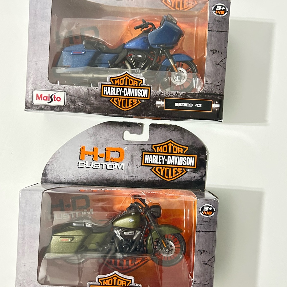 Harley-Davidson Custom Diecast Motorcycle Collection
